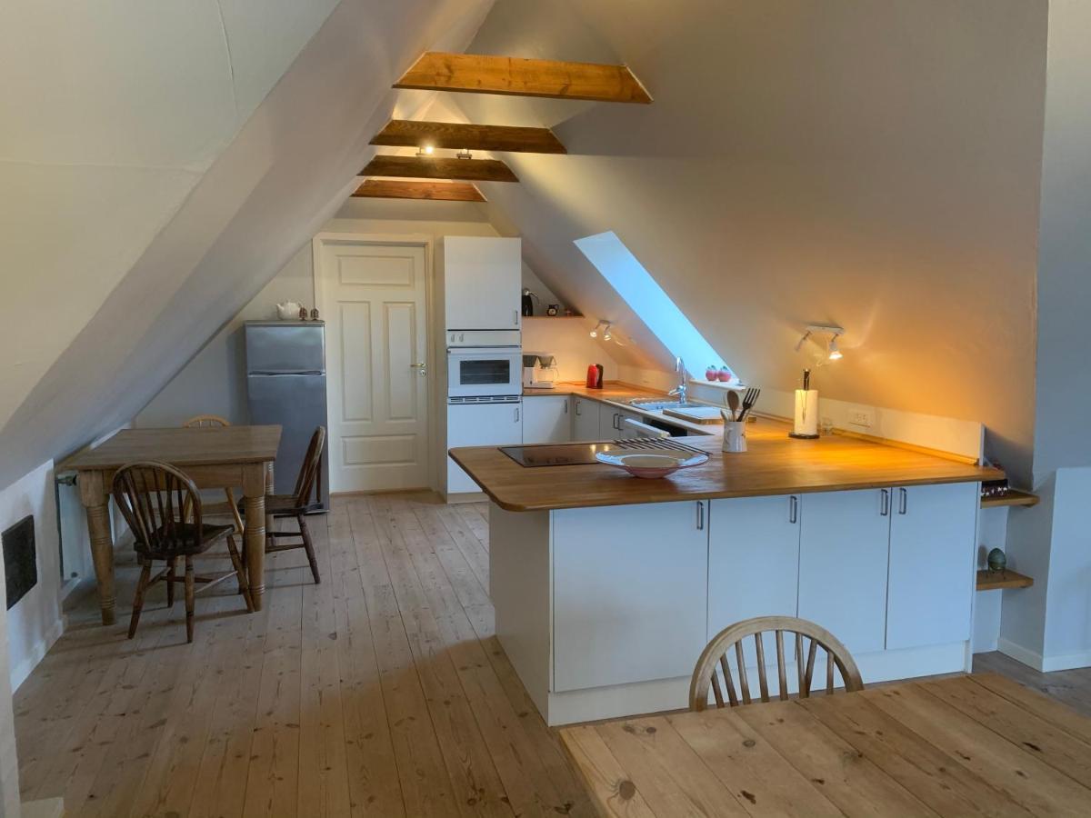 Stutteri Ahl Near Beach And Town Ebeltoft Bagian luar foto